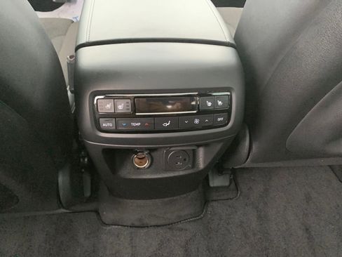 Used 2024 Hyundai Palisade Calligraphy image 27