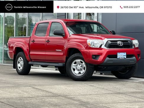 Used 2013 Toyota Tacoma PreRunner w/ SR5 Pkg RWD image 1