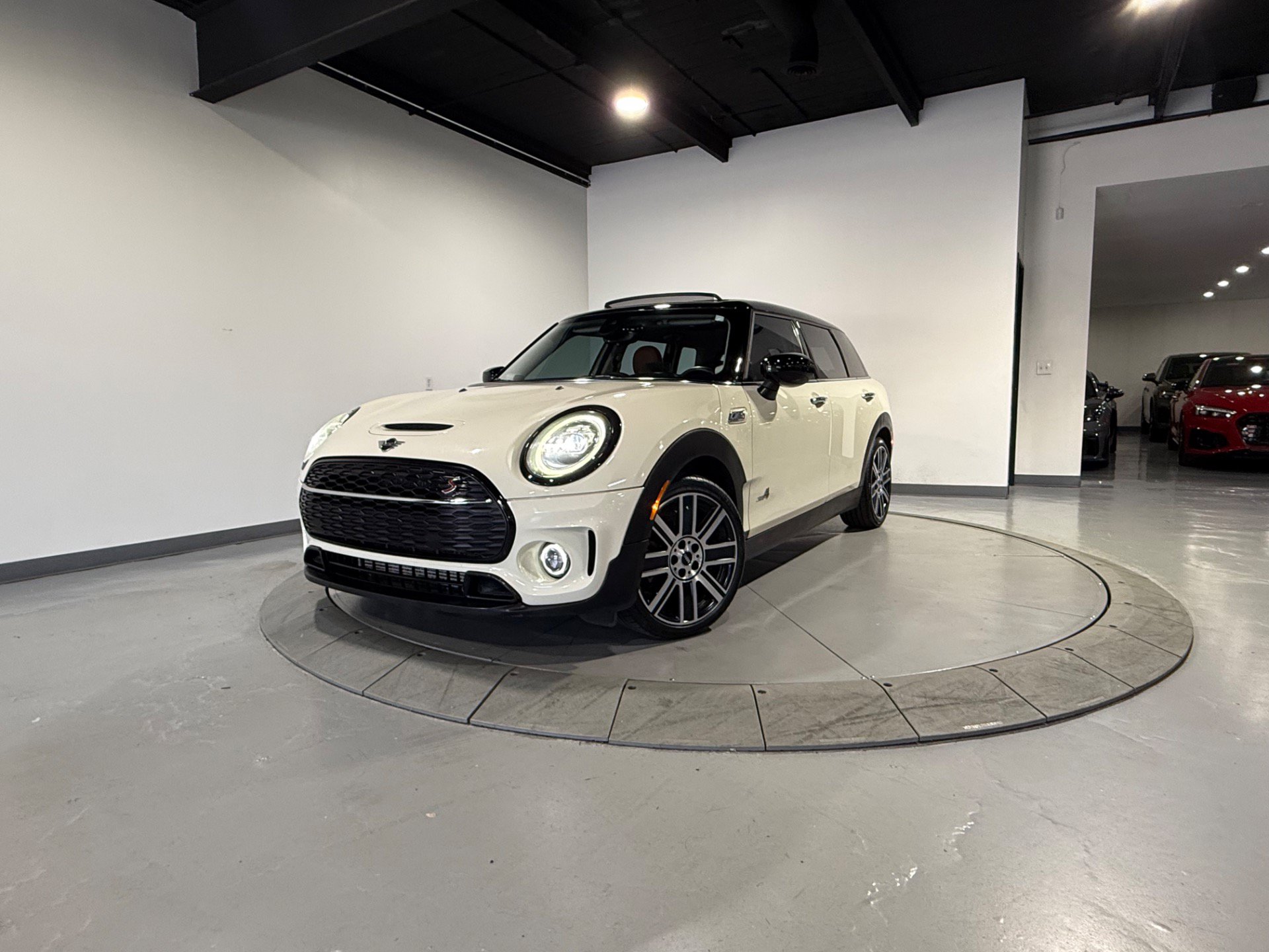Used 2020 MINI Cooper Clubman S AWD/4WD image 6
