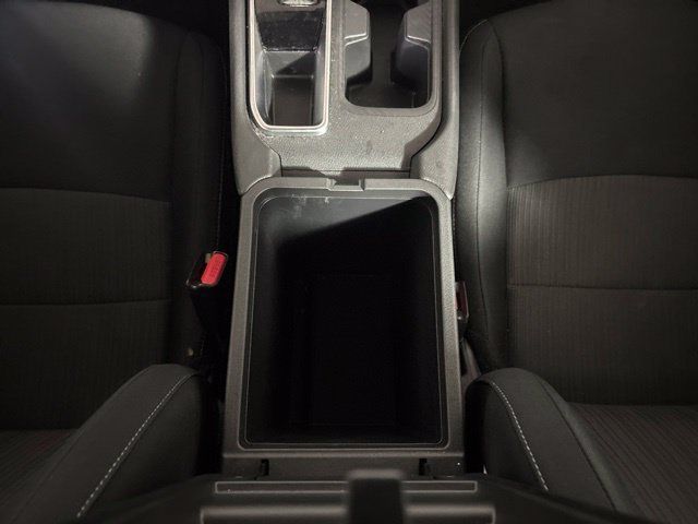 Used 2025 Nissan Sentra SV FWD image 38