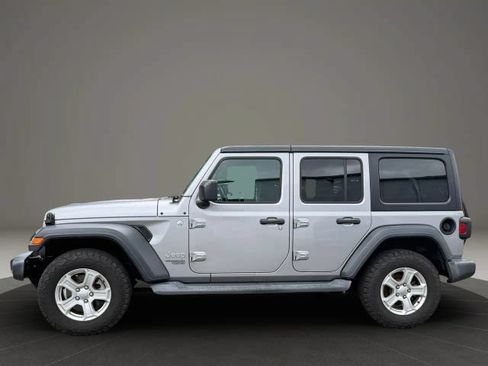 Used 2018 Jeep Wrangler Unlimited Sport S AWD/4WD image 8