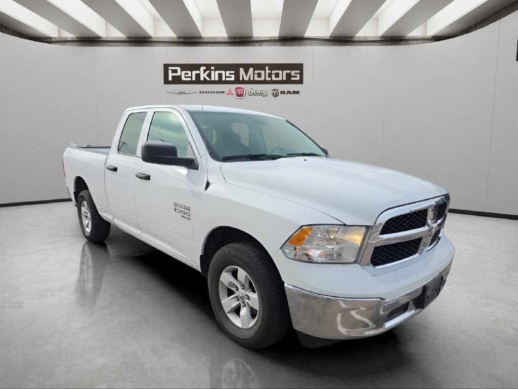 Used 2024 RAM 1500 Classic SLT AWD/4WD image 8