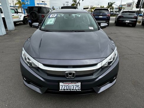 Used 2017 Honda Civic EX-T image 3