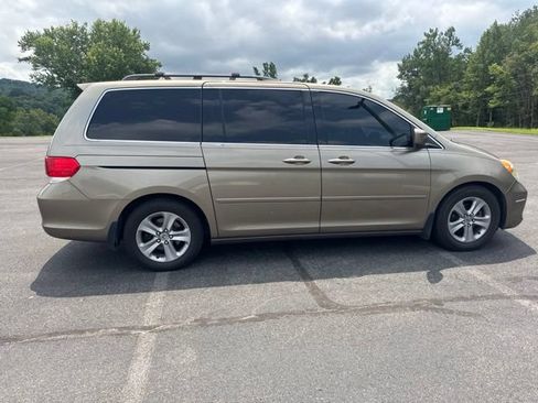 Used 2010 Honda Odyssey Touring image 6