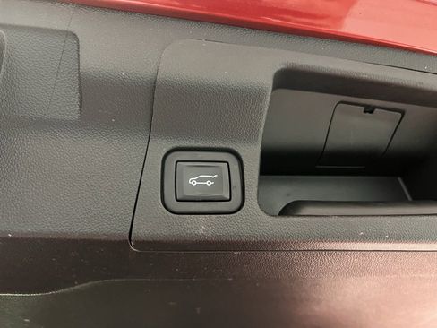 Used 2023 GMC Acadia Denali w/ Denali Ultimate Package image 20