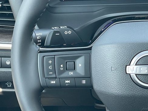 New 2026 Nissan Rogue Platinum AWD/4WD image 14