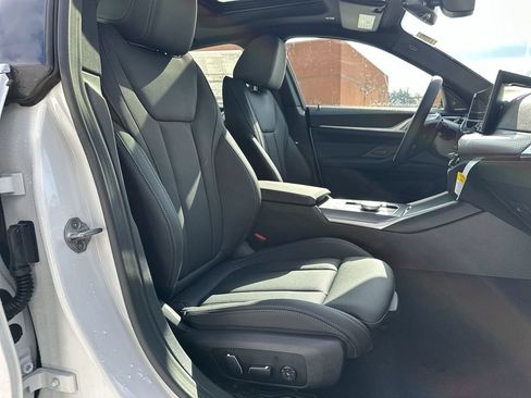 Used 2025 BMW i4 xDrive40i w/ Premium Package AWD/4WD image 31