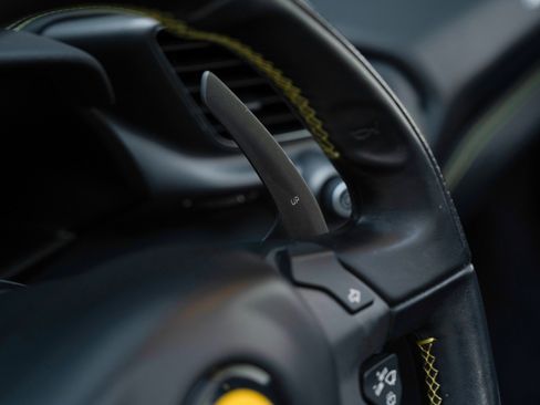 Used 2018 Ferrari 488 Spider RWD image 36