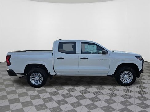 New 2026 Chevrolet Colorado W/T image 5