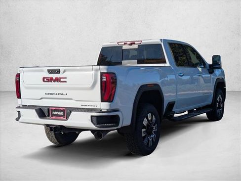 New 2026 GMC Sierra 2500 Denali w/ Denali Reserve Package image 5