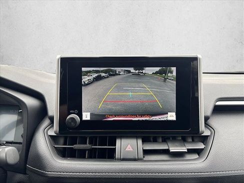 Certified 2025 Toyota RAV4 XLE AWD/4WD image 15