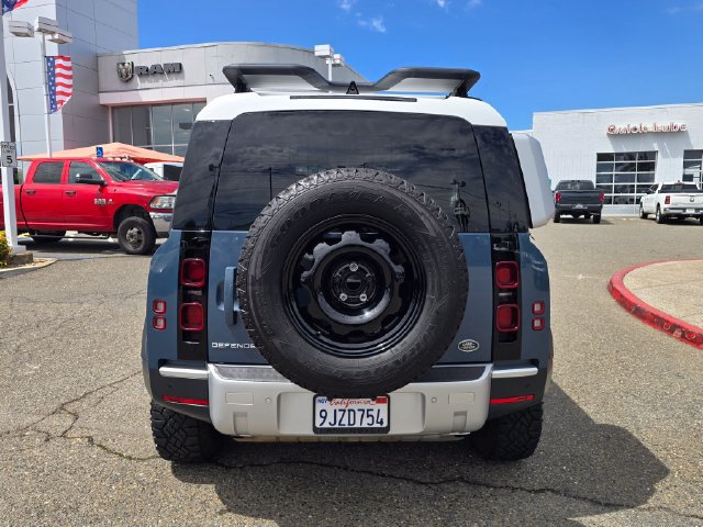 Used 2022 Land Rover Defender 110 S AWD/4WD image 5