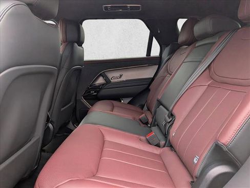 Used 2025 Land Rover Range Rover Sport Dynamic SE image 18