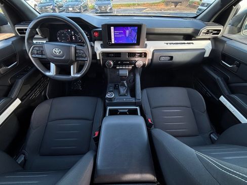 Used 2024 Toyota Tacoma TRD Off-Road AWD/4WD image 32