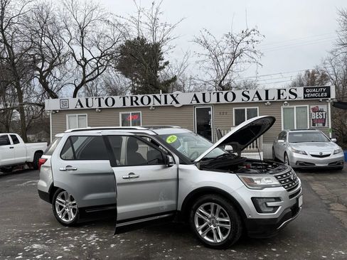 Used 2016 Ford Explorer Limited w/ Equipment Group 301A image 24