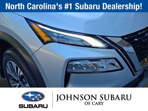 Used 2023 Nissan Rogue SV FWD image 30