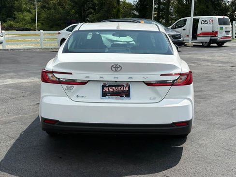 Used 2026 Toyota Camry LE FWD image 29