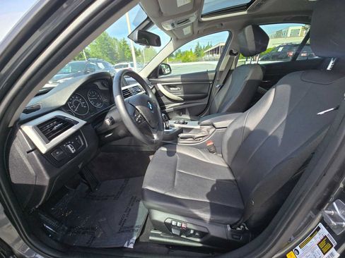 Used 2014 BMW 320i Sedan RWD image 21