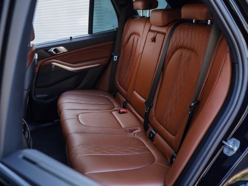 Used 2022 BMW X5 xDrive45e w/ M Sport Package image 24