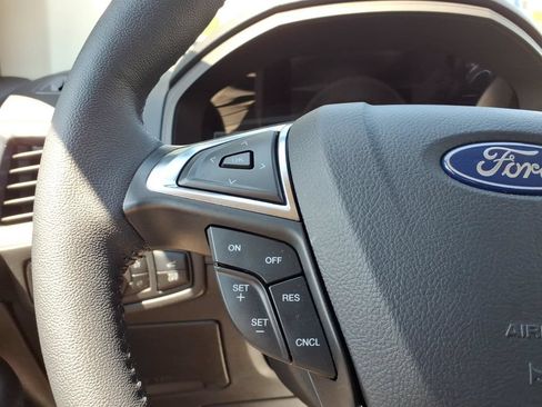 Certified 2024 Ford Edge SEL w/ Convenience Package AWD/4WD image 15