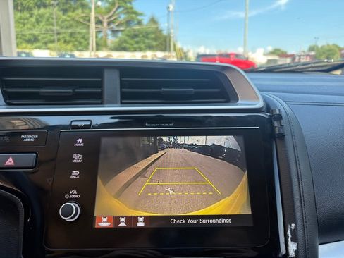 Used 2018 Honda Fit Sport image 26