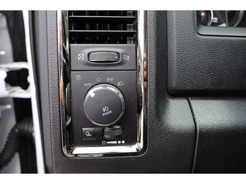 Used 2018 RAM 1500 Sport w/ Convenience Group AWD/4WD image 33