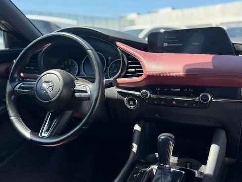 Used 2021 MAZDA MAZDA3 Hatchback w/Premium Plus Pkg AWD/4WD image 17