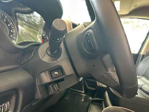 Used 2022 RAM 2500 Laramie AWD/4WD image 42