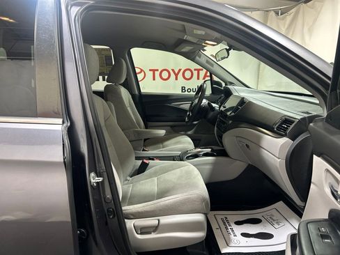 Used 2021 Honda Pilot EX image 13