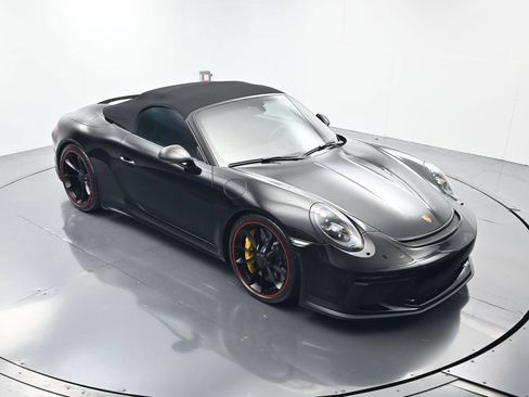 Certified 2019 Porsche 911 Speedster RWD image 43
