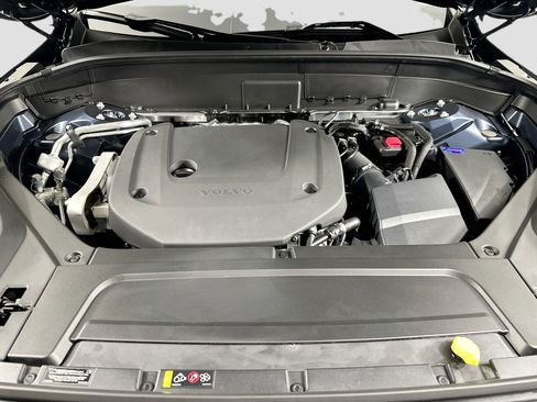 New 2025 Volvo XC90 B6 Ultra w/ Lounge Package image 23