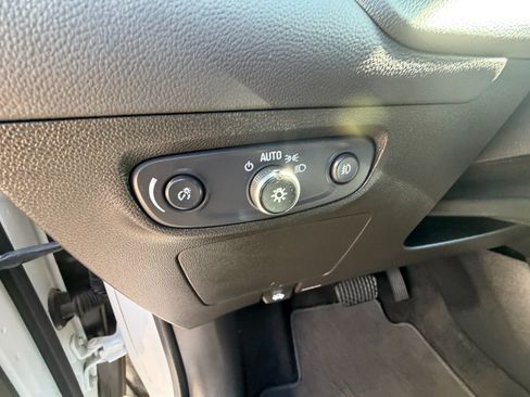 Used 2023 Buick Encore GX Select w/ Sport Touring Package FWD image 10