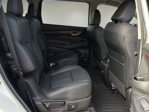 Used 2024 Subaru Ascent Touring AWD/4WD image 19