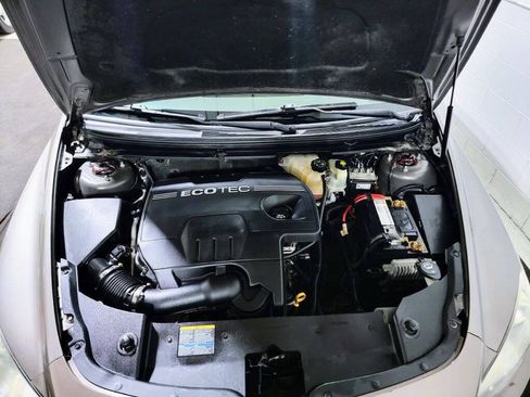 Used 2010 Chevrolet Malibu LS FWD image 35