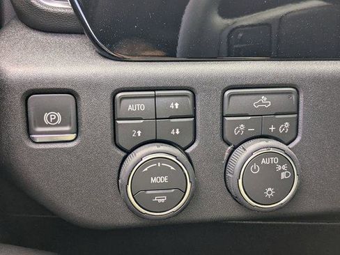 New 2026 Chevrolet Silverado 1500 LT w/ Z71 Off-Road Package AWD/4WD image 26