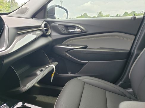 New 2026 Chevrolet Trax ACTIV w/ Driver Confidence Package FWD image 26