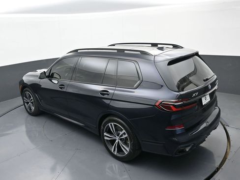 Used 2024 BMW X7 xDrive40i w/ Executive Package image 37