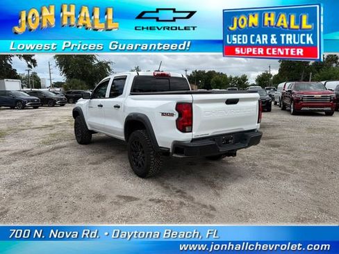 Used 2023 Chevrolet Colorado Trail Boss w/ Technology Package AWD/4WD image 9