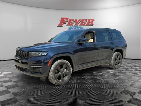 Used 2024 Jeep Grand Cherokee L Limited w/ Black Appearance Package RWD image 1