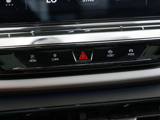 Used 2023 Volkswagen ID.4 Pro S AWD/4WD image 34