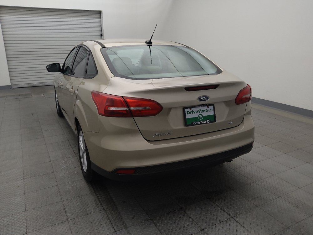 Used 2018 Ford Focus SE FWD image 6