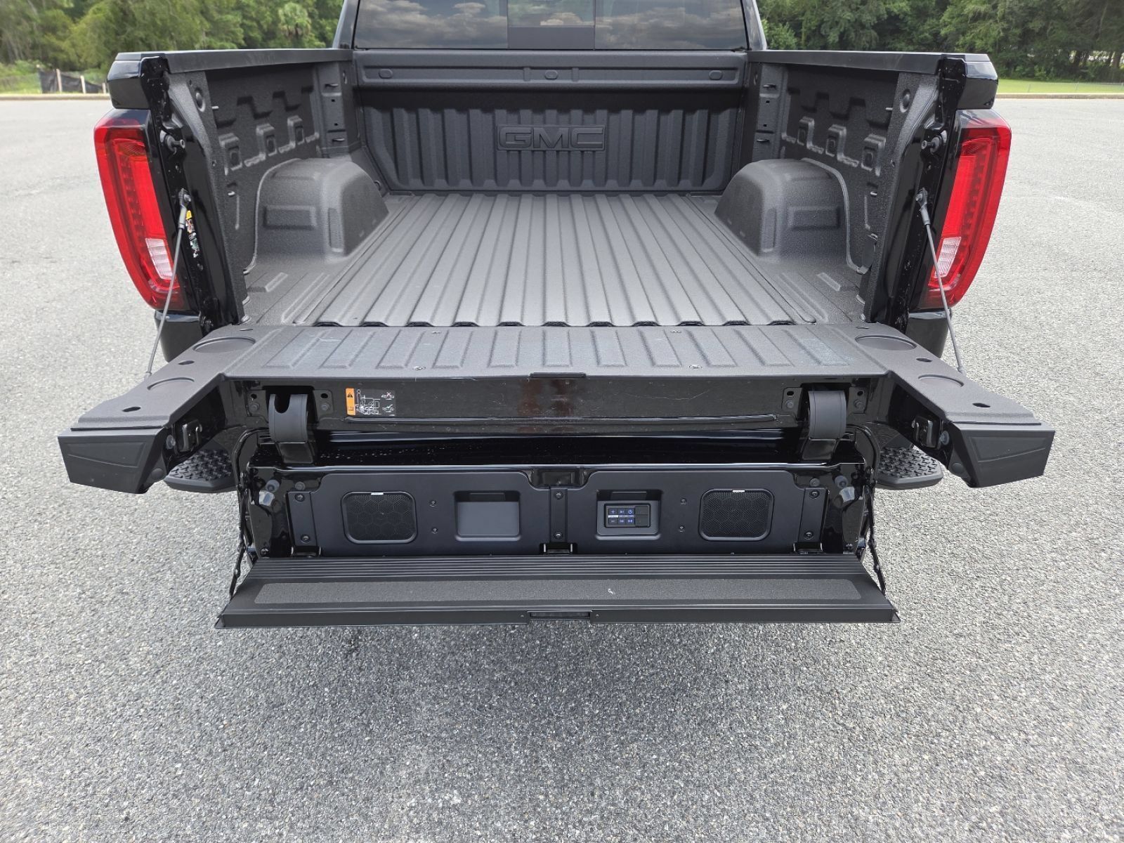 New 2026 GMC Sierra 1500 Denali Ultimate AWD/4WD image 26