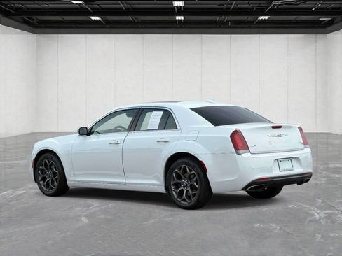 Used 2018 Chrysler 300 S w/ 300S Premium Group AWD/4WD image 7