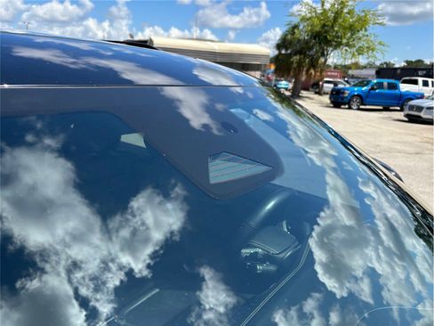 Used 2021 Jeep Grand Cherokee L Overland w/ Luxury Tech Group IV image 12