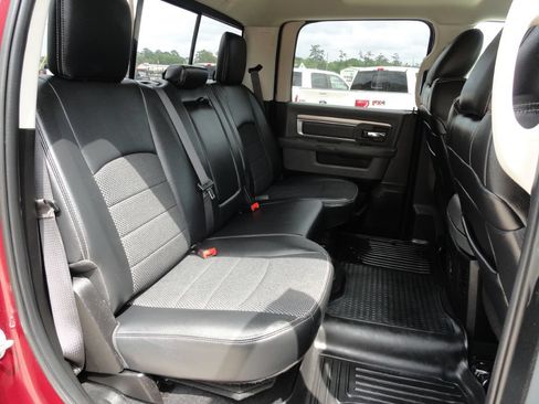 Used 2019 RAM 1500 Lone Star AWD/4WD image 9