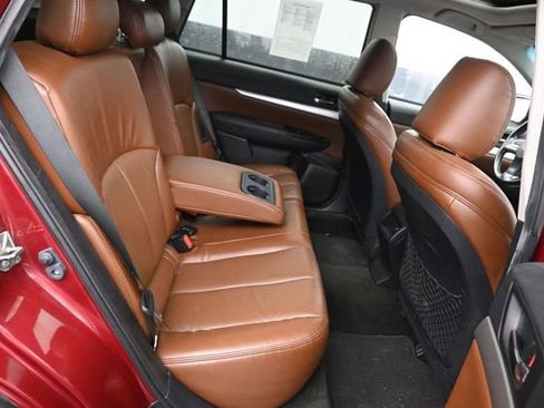 Used 2013 Subaru Outback 2.5i Premium AWD/4WD image 6