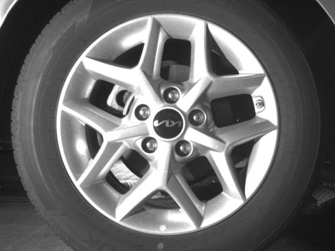 Used 2025 Kia Soul LX w/ LX Technology Package FWD image 15