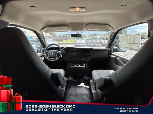 New 2025 GMC Savana 2500 w/ Driver Convenience Package image 27