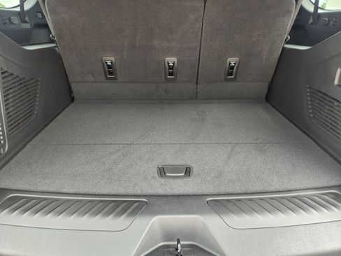 New 2026 Chevrolet Suburban LT w/ Comfort Package RWD image 26