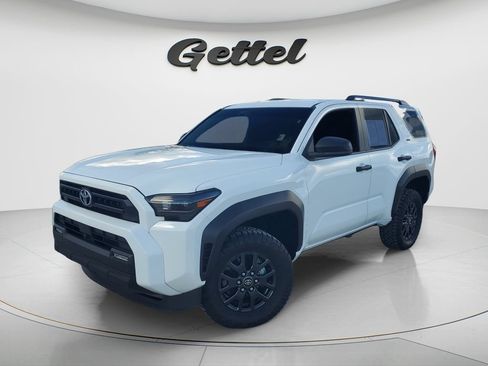 Certified 2025 Toyota 4Runner SR5 AWD/4WD image 1